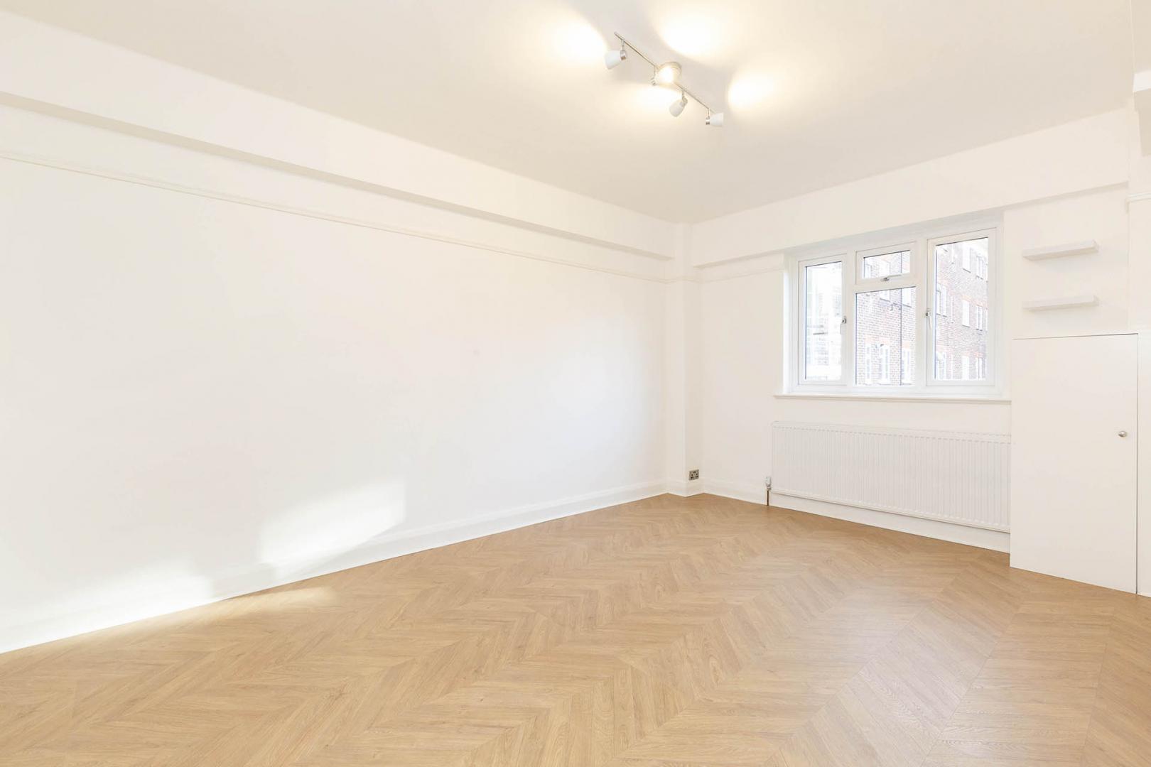 Recently Renovated Apartment Cleve Road, West Hampstead